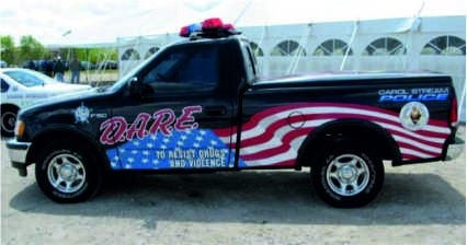DMC Decals 43-017 Ford F-150 Pick-Up. POLICE - D.A.R.E. Carol Stream / U.S.A