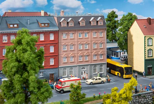 Faller 130627 Byhus med Kontor  H0