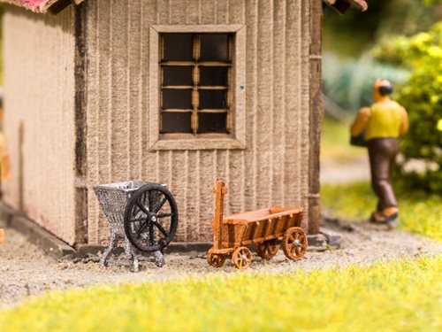 Noch 13724 Sukkerroe høster og trækvogn, 3D printet, H0