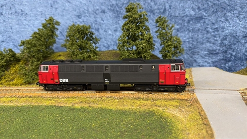 McK 5313ACS DSB MZ 1404, Rød/Sort, AC SOUND