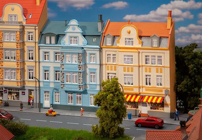 Faller 191757 2  Alpine byreliefhuse, 3-etagers hammermølle H0