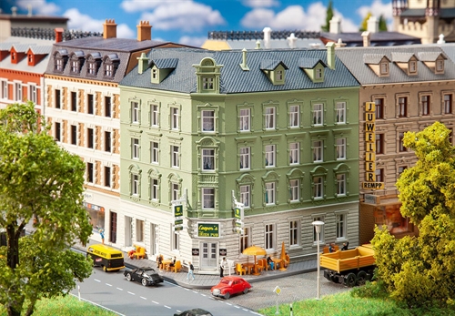 Faller 232313 Byhjørnehus med værtshus, Spor N