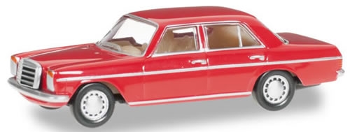 Herpa 024785-003 Mercedes 240 D/8, rød, H0