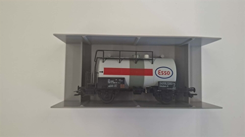 Klein modellbahn SoSe62/95 DSB tankvogn ''ESSO'' Epoke IV (BRUGT)
