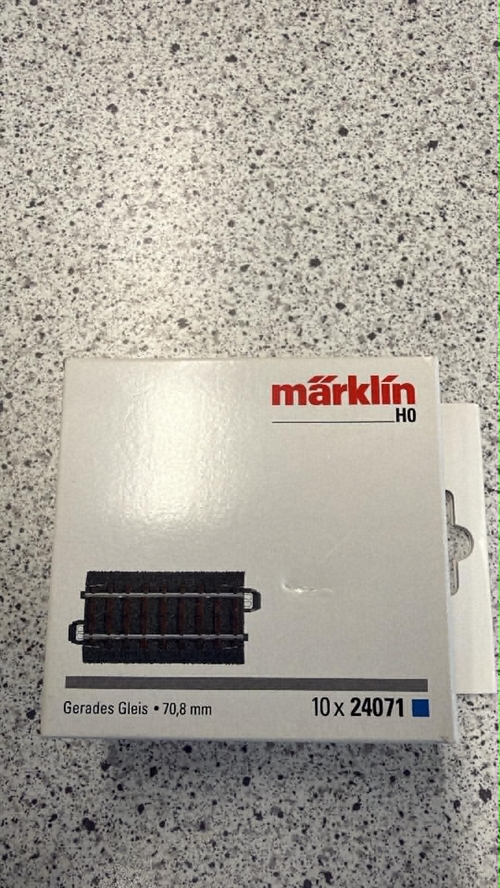 Märklin 24071 Lige skinne 70,8 mm Prisen er pr stk (BRUGT)