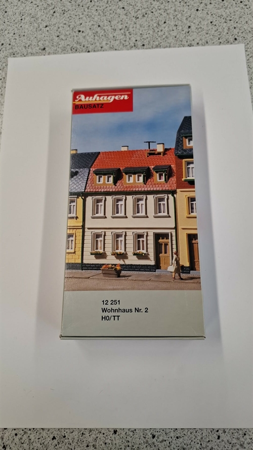 Auhagen 12 251 Bolighus nr. 2 (BRUGT)