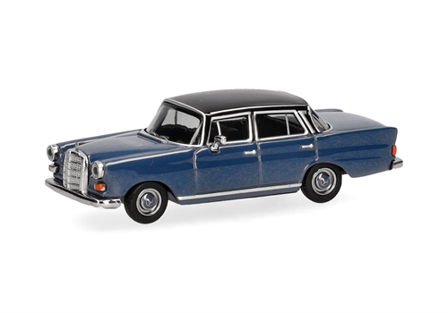 Herpa 430739-004 Mercedes-Benz 200 bagfinne, blå/sort, H0