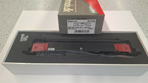 Hobbytrade 261448 DSB MZ 1448 AC + LYD (BRUGT)