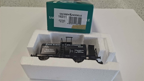 Sachsenmodelle 16311 Tankvogn ''Ringe Tjære'', SFJ Ep. 3 (BRUGT)