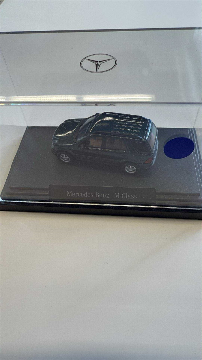 Herpa B66005641 Mercedes Benz M-class, Mørk grøn, H0