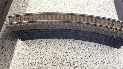 Märklin 24230 Buet skinne, R2 Prisen er pr stk (BRUGT)