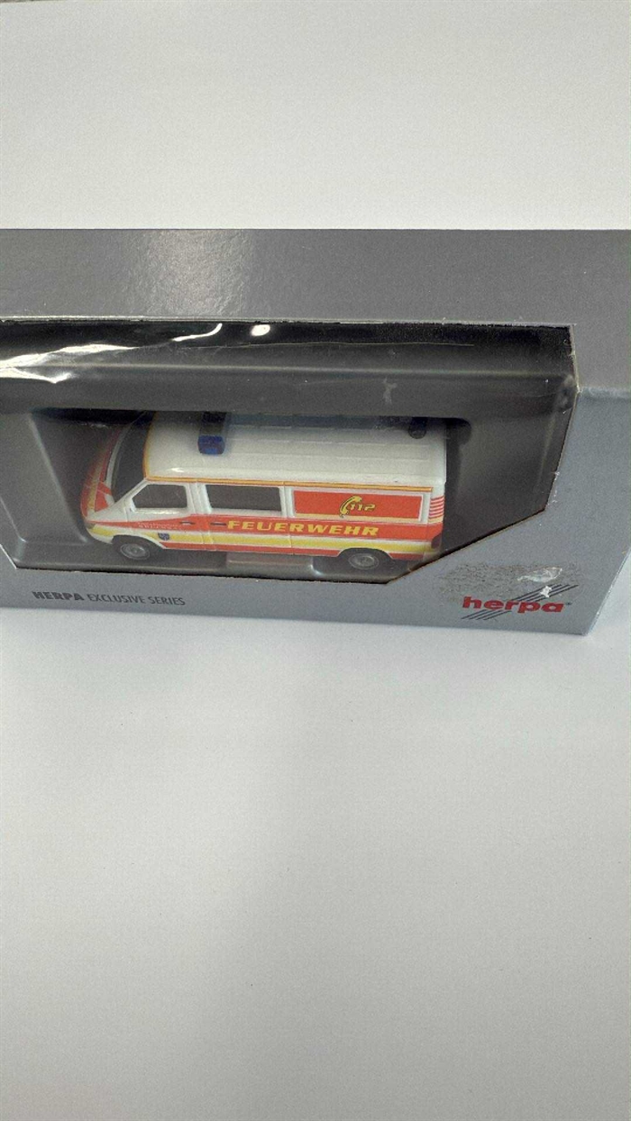 Herpa 351414 Mercedes ambulance, H0