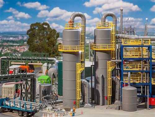 Faller 130177 Kemisilo med rørledninger, ep IV, H0 