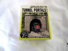 Woodland Scenics Tunnelportal, enkelt Spor N.
