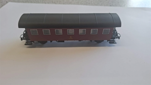 Klein modellbahn SoSe63/97 2-akslet personvogn hos DSB type Bi, epoke III (BRUGT)