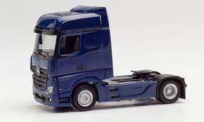 Herpa 309189-002 Merceds-Benz Actros Bigspace 18 lastbil, koboltblå