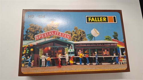 Faller 454 Markedsboder (BRUGT)