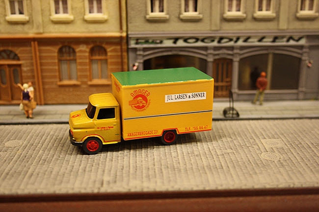 TD2004 Flyttemand Olsens bil, H0