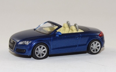 Wiking 1344032 Audi TT Roadster, metallic blå, H0